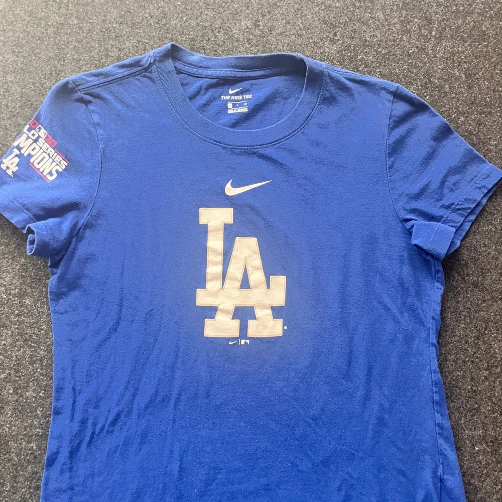 Nike Los Angeles‎ Dodgers Women S Blue Excellent 2020 World Series Champions Tee